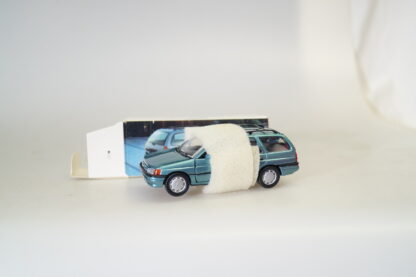 1:43 Schabak LH 10030 Ford Escort Turnier blau-met., neuw./ovp