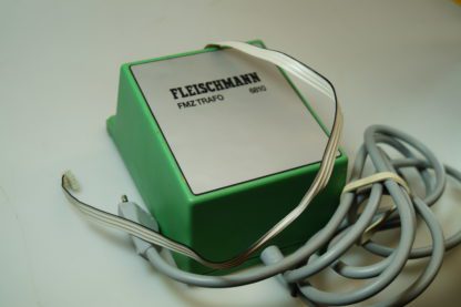 H0: Fleischmann FMZ 6810 Trafo digital - top