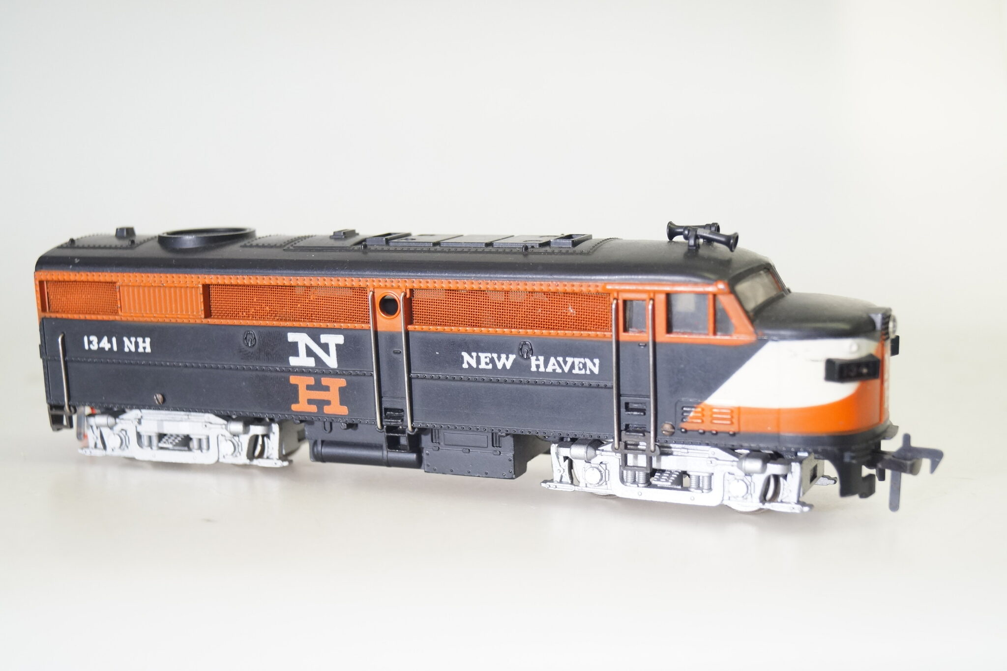 H0 Fleischmann USDiesellok 1341 New Haven, TOP gearontologist