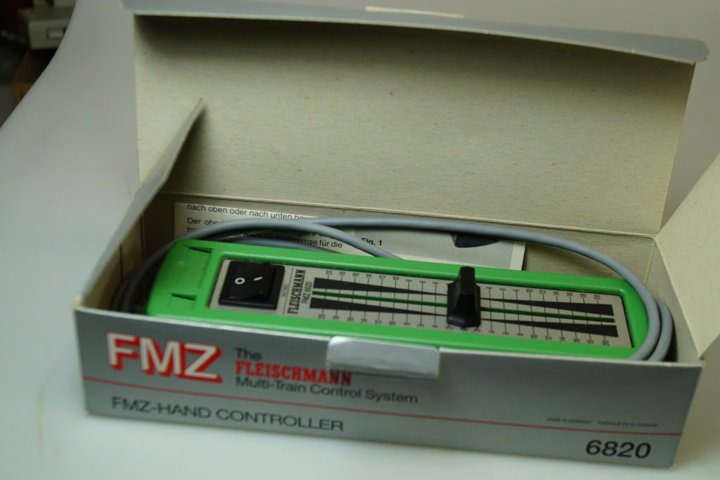 Trasformatore e Regolatore Fleischmann Trafo 6735 con Scatola - 6865