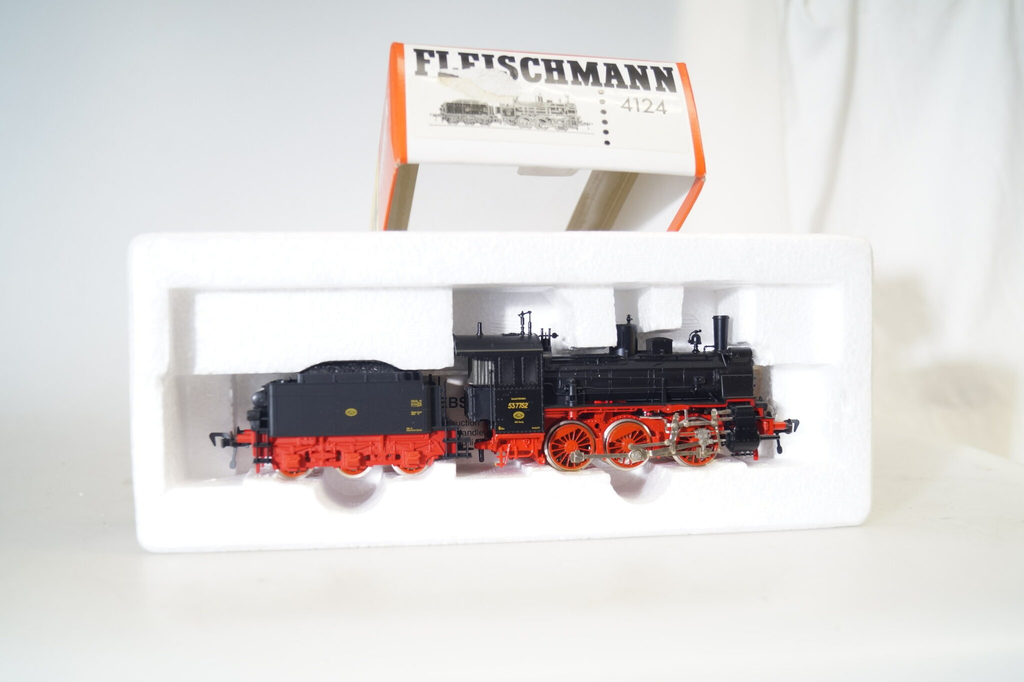Spur H0 Fleischmann: 4124 DAMPFLOK '53 7752', top/OVP