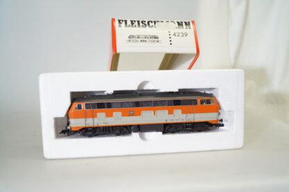 H0: Fleischmann 4239 Diesellok BR 218 City-Bahn, top/OVP