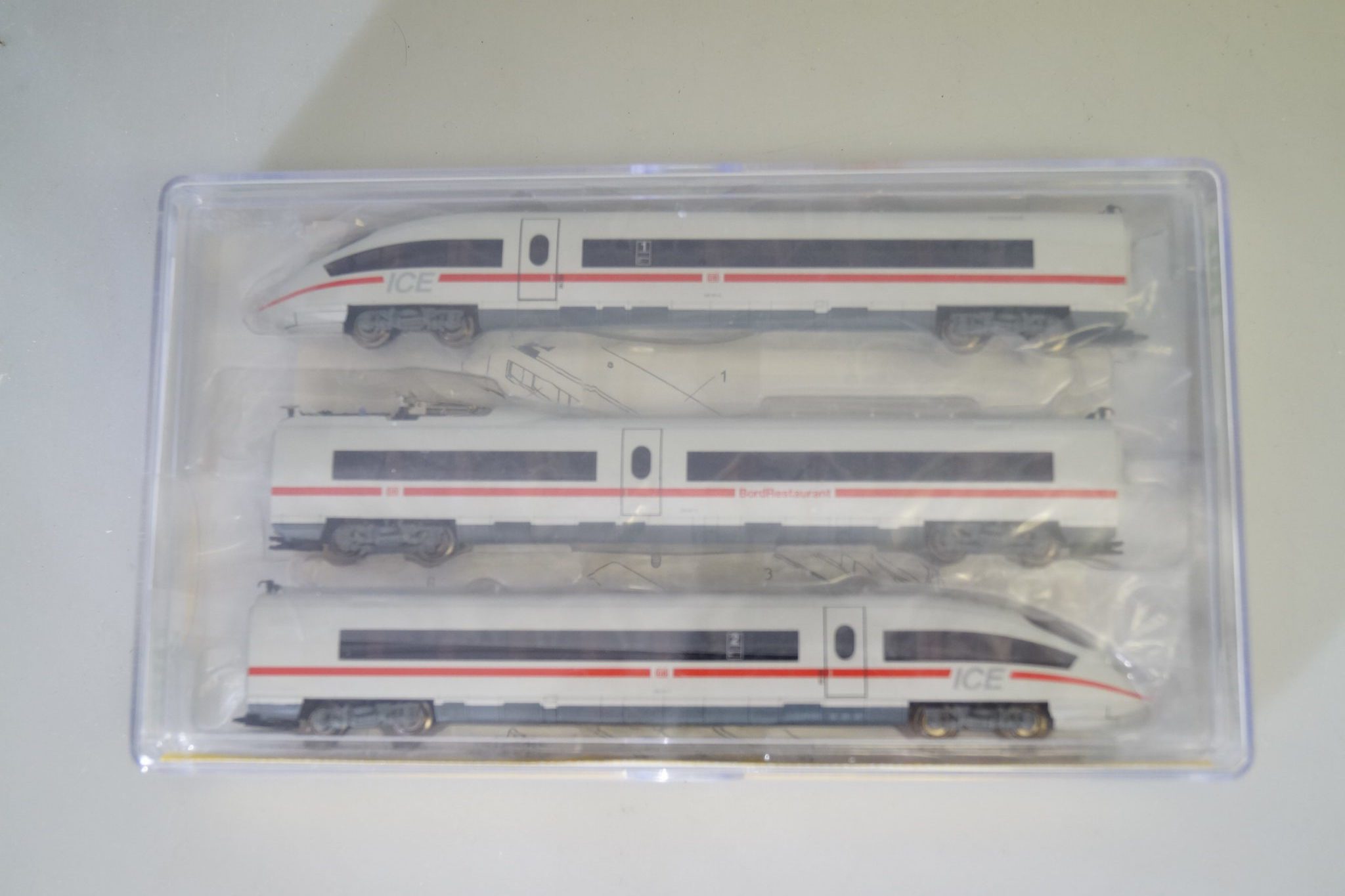 Spur N: Minitrix 12793 ICE-Triebzug Br 406, neuw./ovp