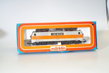 h0 Märklin 3155 E-Lok BR 111, top/ovp