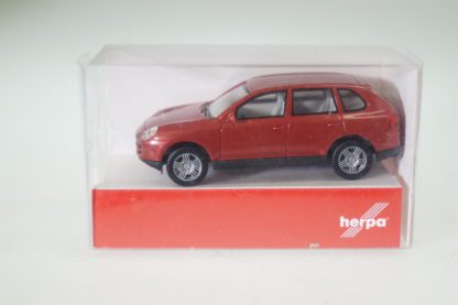 1:87 Herpa 033145 Porsche Cayenne rot-met., neu