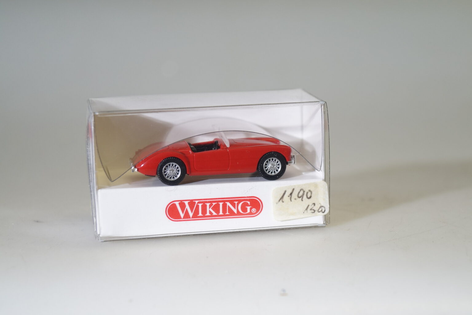 1 87 Wiking 818 01 24 MG ROADSTER rot Neu Gearontologist