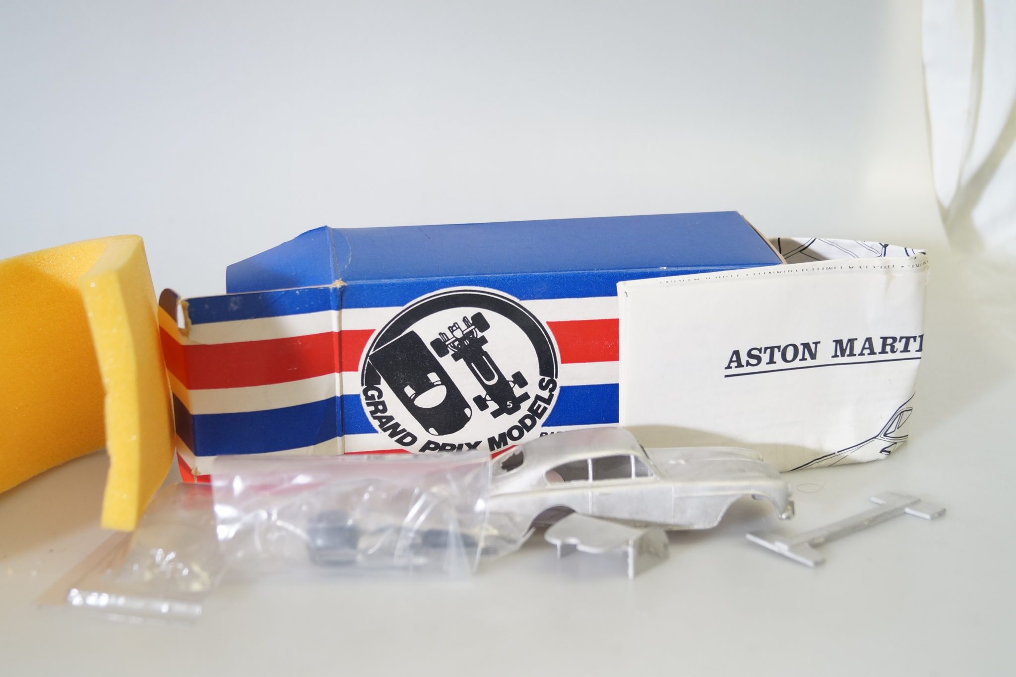 1 43 Grand Prix Models Aston Martin DB 2 4 MK III Neuw Ovp Gearontologist