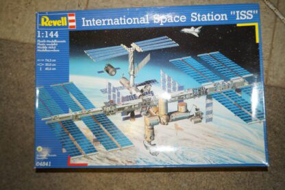 Bausatz 1:144 Revell 04841 Raumstation ISS, neu/versiegelt