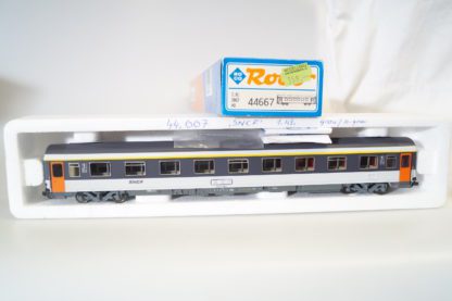 ROCO H0 44667 Personenwagen 1.Kl. SNCF, top/ovp