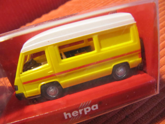 1:87 Herpa 042307 MB 100 Wohnmobil no.2 "gelb", neu