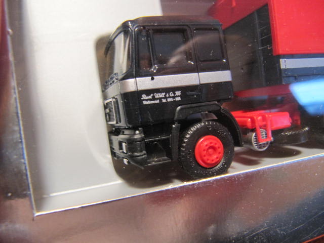 1:87 Herpa exclusiv MAN Sakret, Bauen Modernisieren, neu – Bild 2