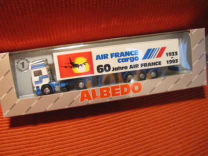 1:87 Albedo Volvo F12 SZ "60 JAHRE AIR FRANCE CARGO”, neu