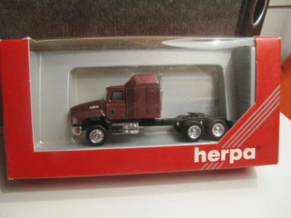 1:87 Herpa 140614 Mack Zm dkl.rot, NEU