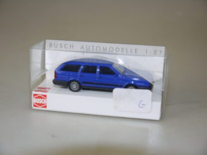 1:87 Busch 48100 VW Passat Variant blau, neuw./ovp