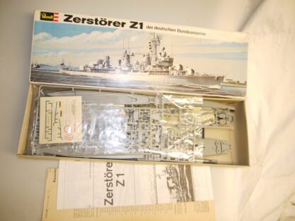 Revell H-305 Zerstörer Z1, neuw./ovp – Bild 2