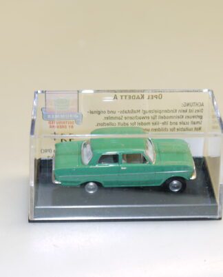 1:87 Brekina 20307 Opel Kadett A Limo grün, neu