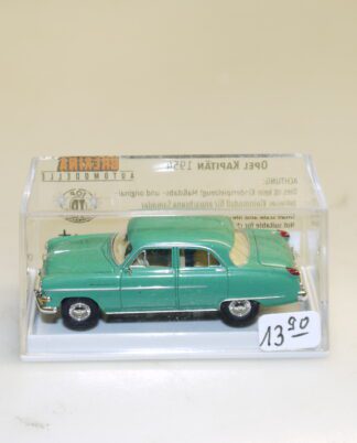1:87 Brekina 20861 Opel Kapitän grün, neu