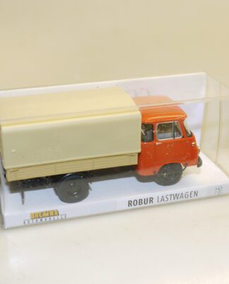 1:87 Brekina 30600 Robur LO2501 Pritsche/Plane hellrot, neu