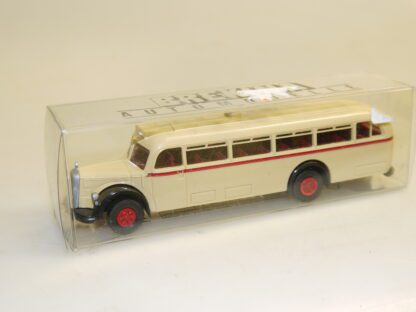 1:87 Brekina 50024 MB O 6600 Reisebus, neu/rote Zierleiste