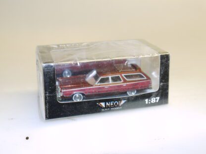 1:87 NEO 87563 Chrysler Town&Country dkl.rot, neuw./ovp/noch eingeschweißt