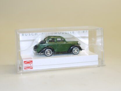 1:87 Busch 41201 Ford Eifel dkl.grün, neuw./ovp
