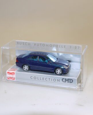 1:87 Busch CMD 49120 MB C-Klasse dkl.blau designo, neu