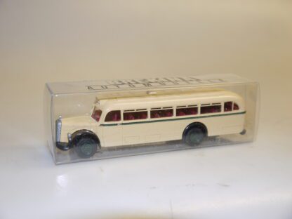 1:87 Brekina 50024 MB O 6600 Reisebus, neu/grüne Zierleiste