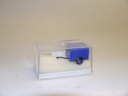1:87 Brekina 55914 Lastenanhänger blau, neu