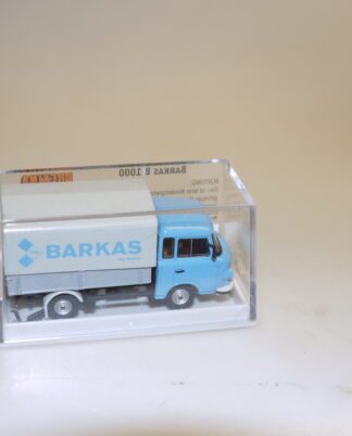 1:87 Brekina 30300 Barkas Pritsche/Plane , neu