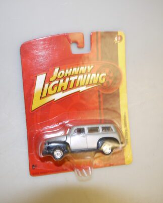 1:64 Johnny Lightning 53909UP 1950 Chevy Suburban, neuw./ovp