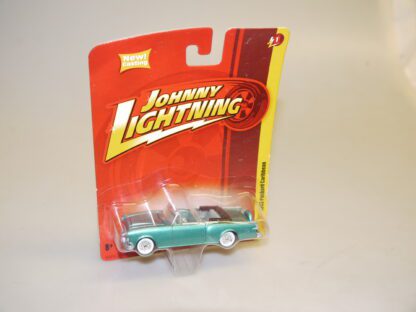 1:64 Johnny Lightning 53961AP 1953 Packard Caribbean, neuw./ovp