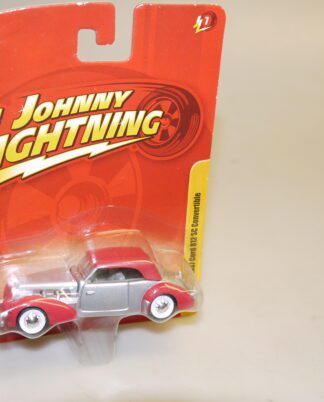 1:64 Johnny Lightning 53962B 1937 Cord 812 SC Cabrio, neuw./ovp