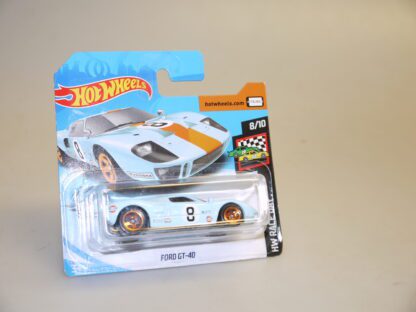1:64 Hot Wheels GHC55 Ford GT-40 hellblau, neuw./ovp