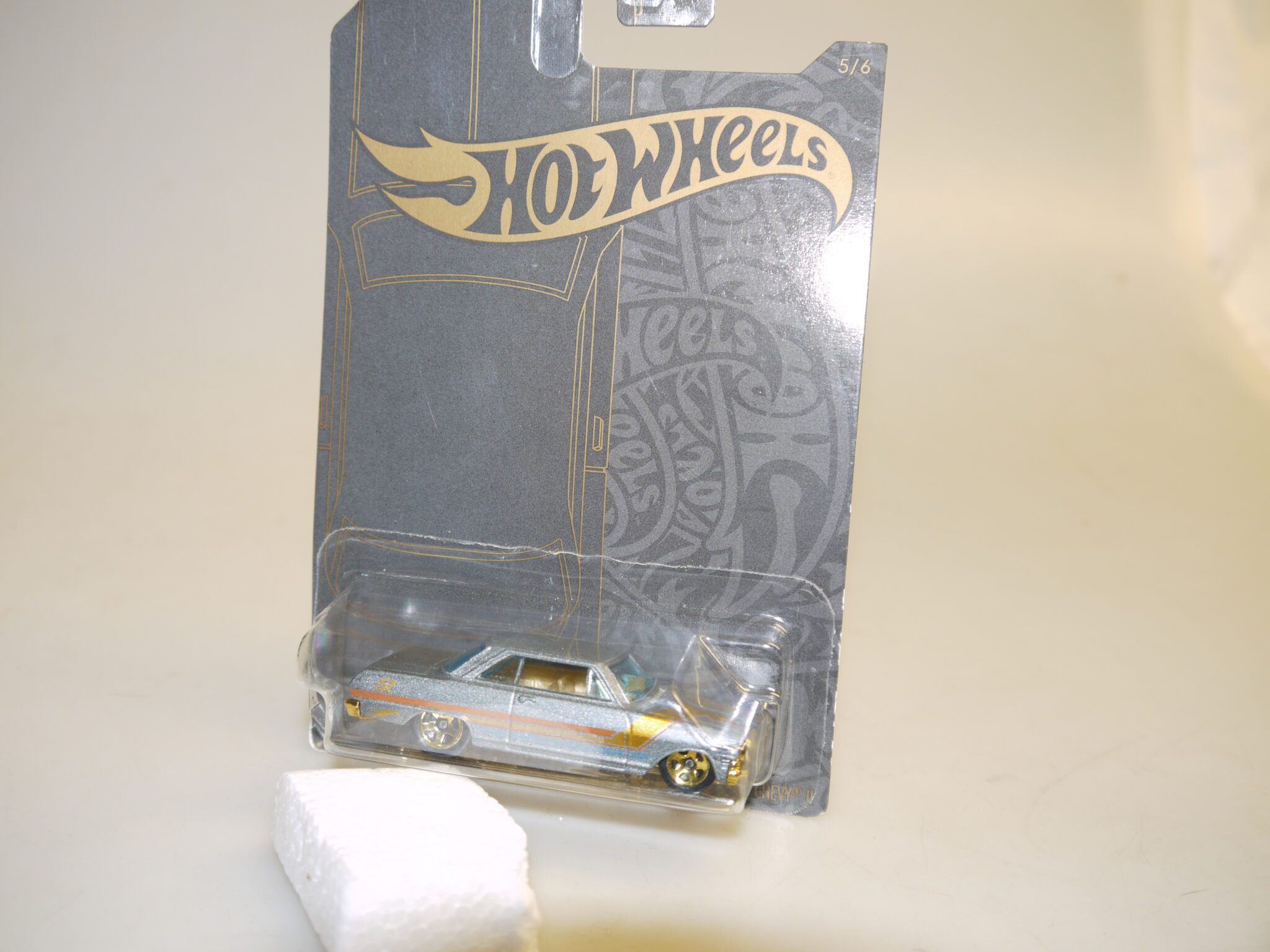 1:64 Hot Wheels GHN99 '63 Chevy, neuw./ovp