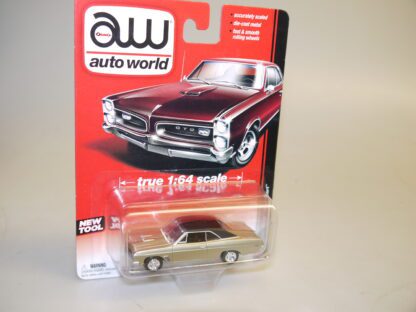 1:64 Auto World AW64001 1967 Buick Gran Sport champagner-met., neuw./ovp
