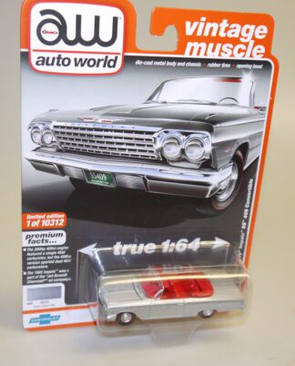1:64 Auto World AW64262 Chevy Impala Cabrio silber, neuw./ovp