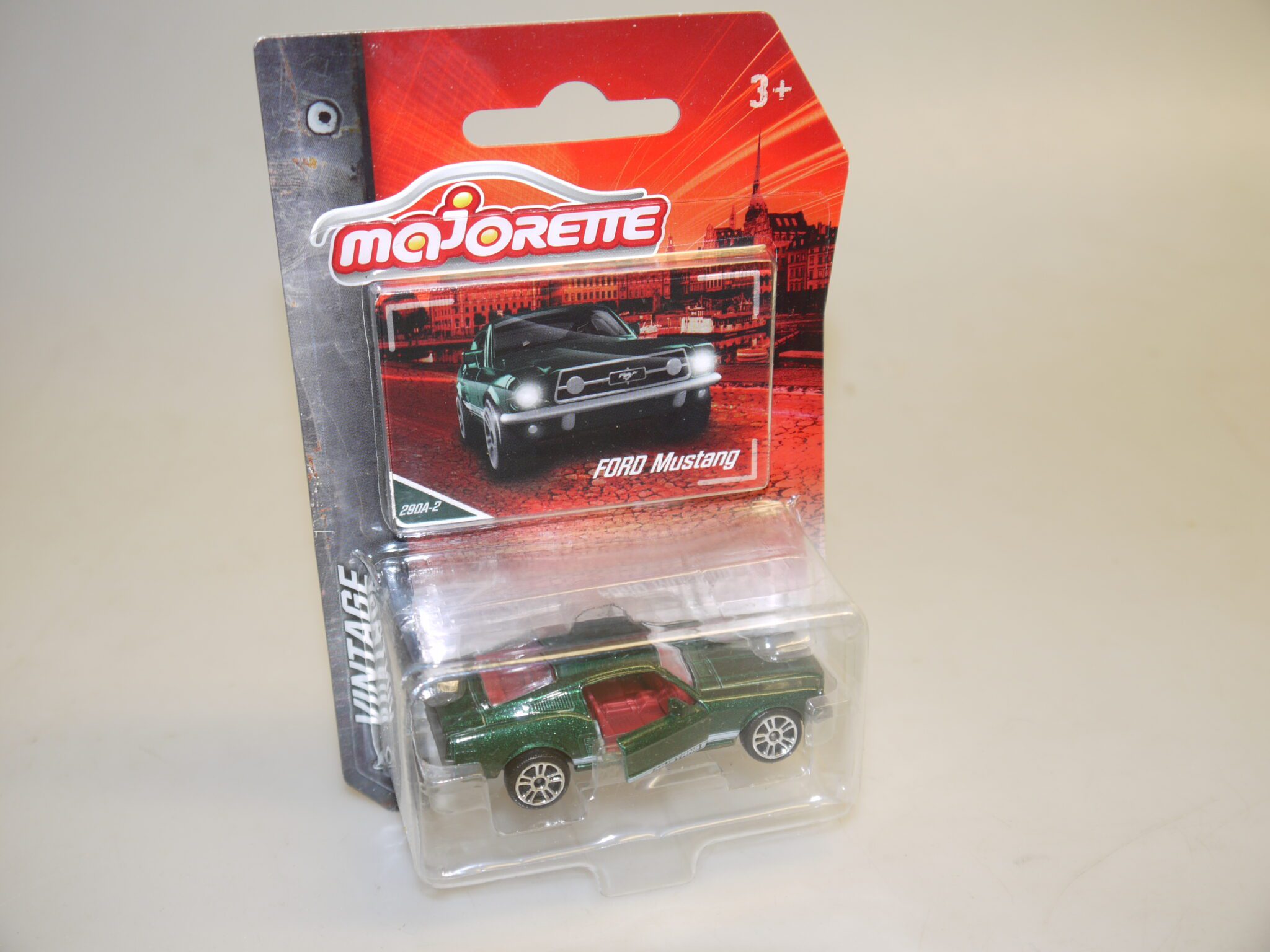 1:64 Majorette 290A-2 Ford Mustang grün-met., neuw./ovp