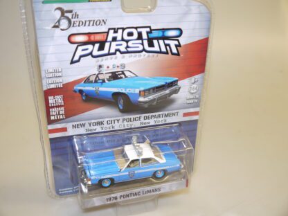 1:64 Greenlight 42820-B 1976 Pontiac Lemans NYPD, neuw./ovp