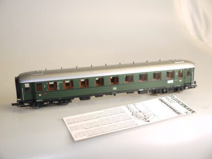 H0: Fleischmann 5632K Schnellzug-Wagen B4üwe 2.KL., top-Zustand, aber ohne OVP