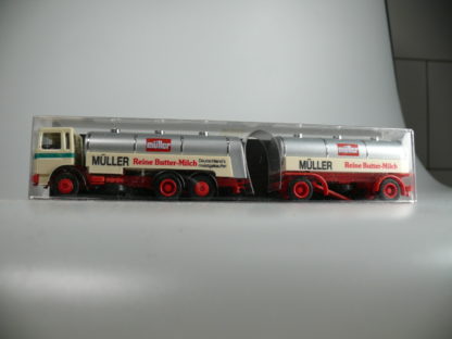 1:87 Albedo MAN TANK HZ ‘MÜLLER MILCH’, NEU