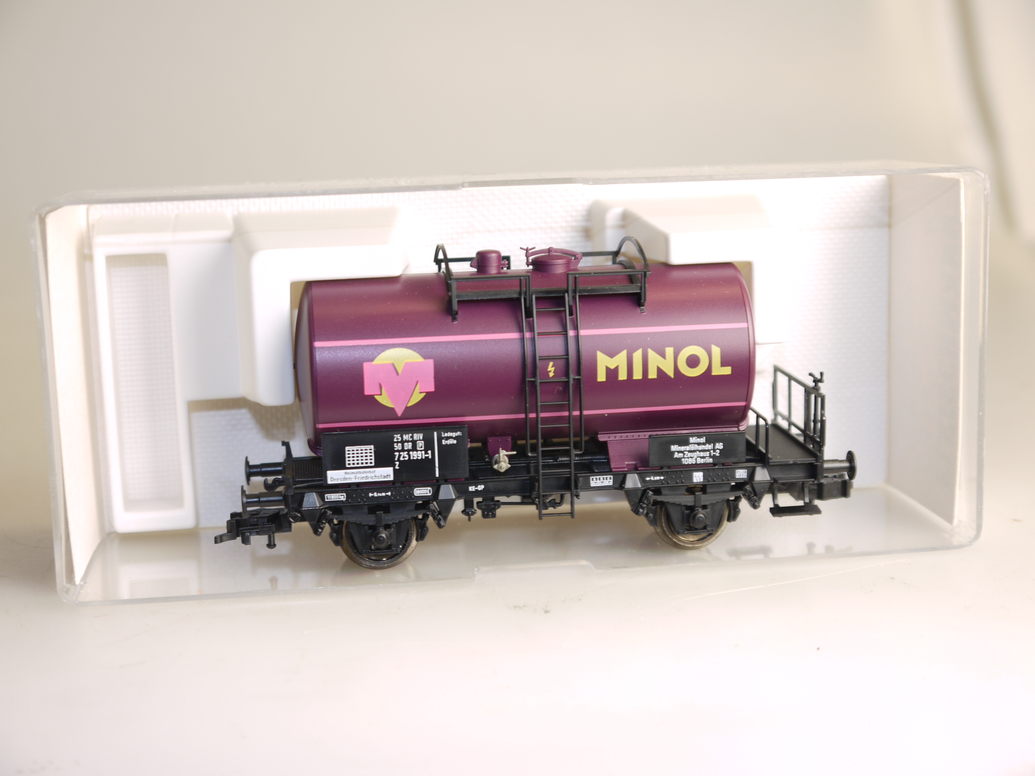 H0 Fleischmann 5414K Kesselwagen Minol, neuw./OVP