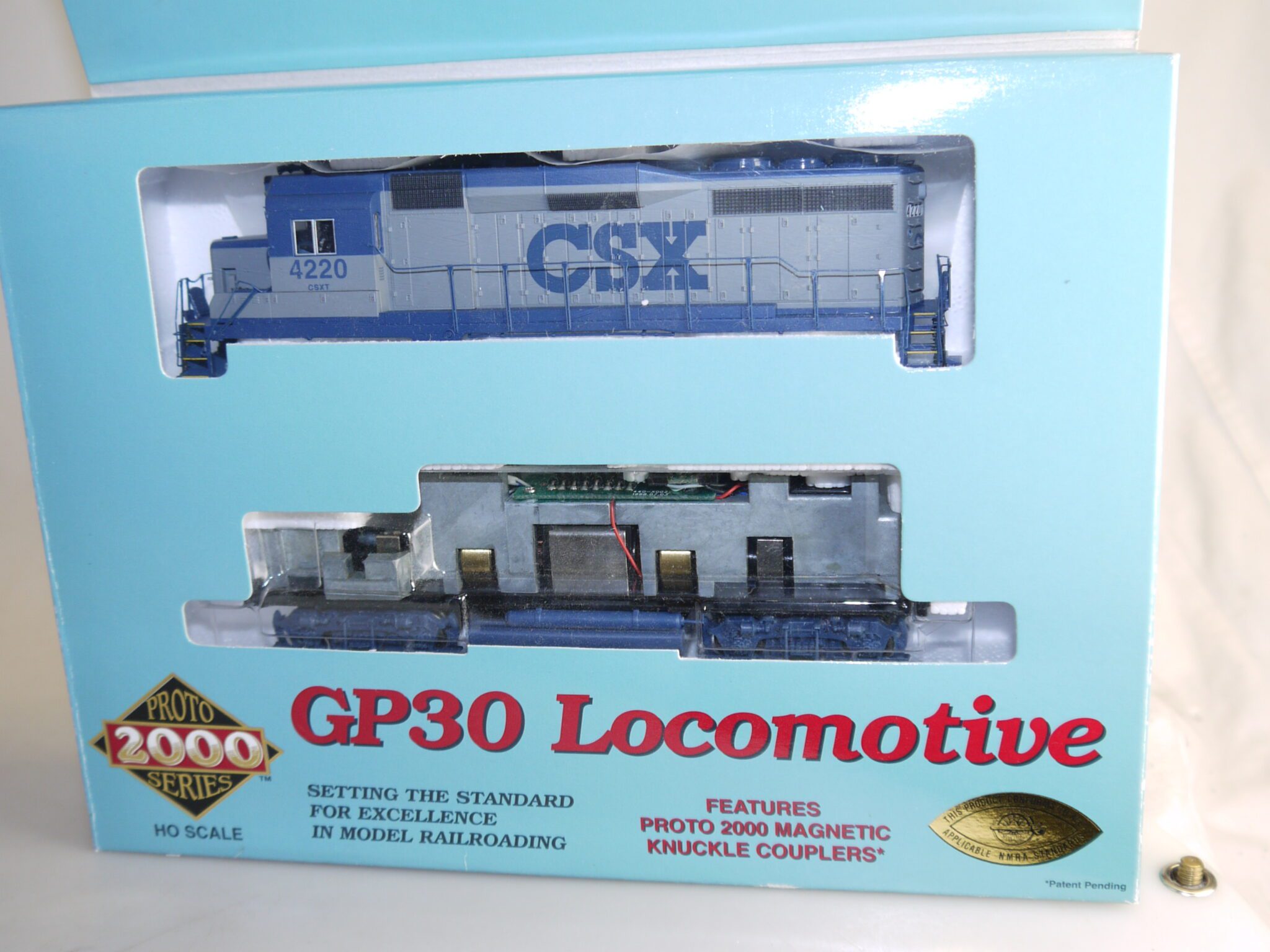 H0 Proto 2000/Brawa 23081 US-Diesellok GP30 CSX #4220, neuw./ovp