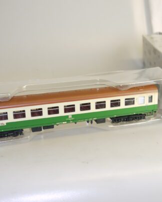 H0 Piko 53042 Modernisierungswagen 2.Kl. DR, neuw./ovp