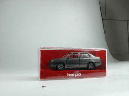 1:87 Herpa 031202 VW VENTO NO.2 'GRAU-MET.' – NEU!