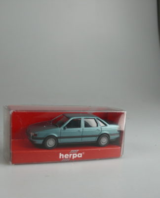 Herpa 030687 VW PASSAT LIMO ‘HELLGRÜN-MET.’ – NEU!