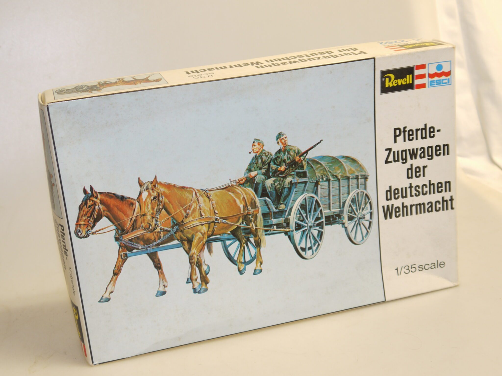 1:35 Revell/Esci H-2262 Pferde-Zugwagen Wehrmacht, neu/unbespielt