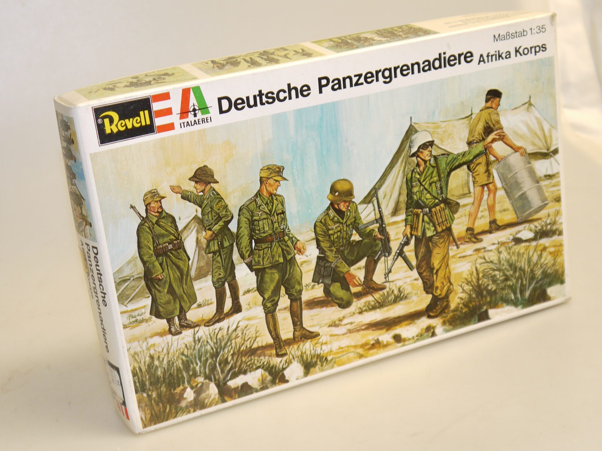 1:35 Revell/Italaerei H-2119 Dt. Panzergrenadiere Afrika-Korps, neu/unbespielt