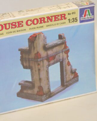 1:35 Italeri 413 House Corner, neuw./ovp