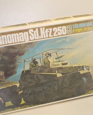 1:35 Nitto Kagaku 419-1000 Hanomag Sd.Kfz 250/3, neuw./ovp
