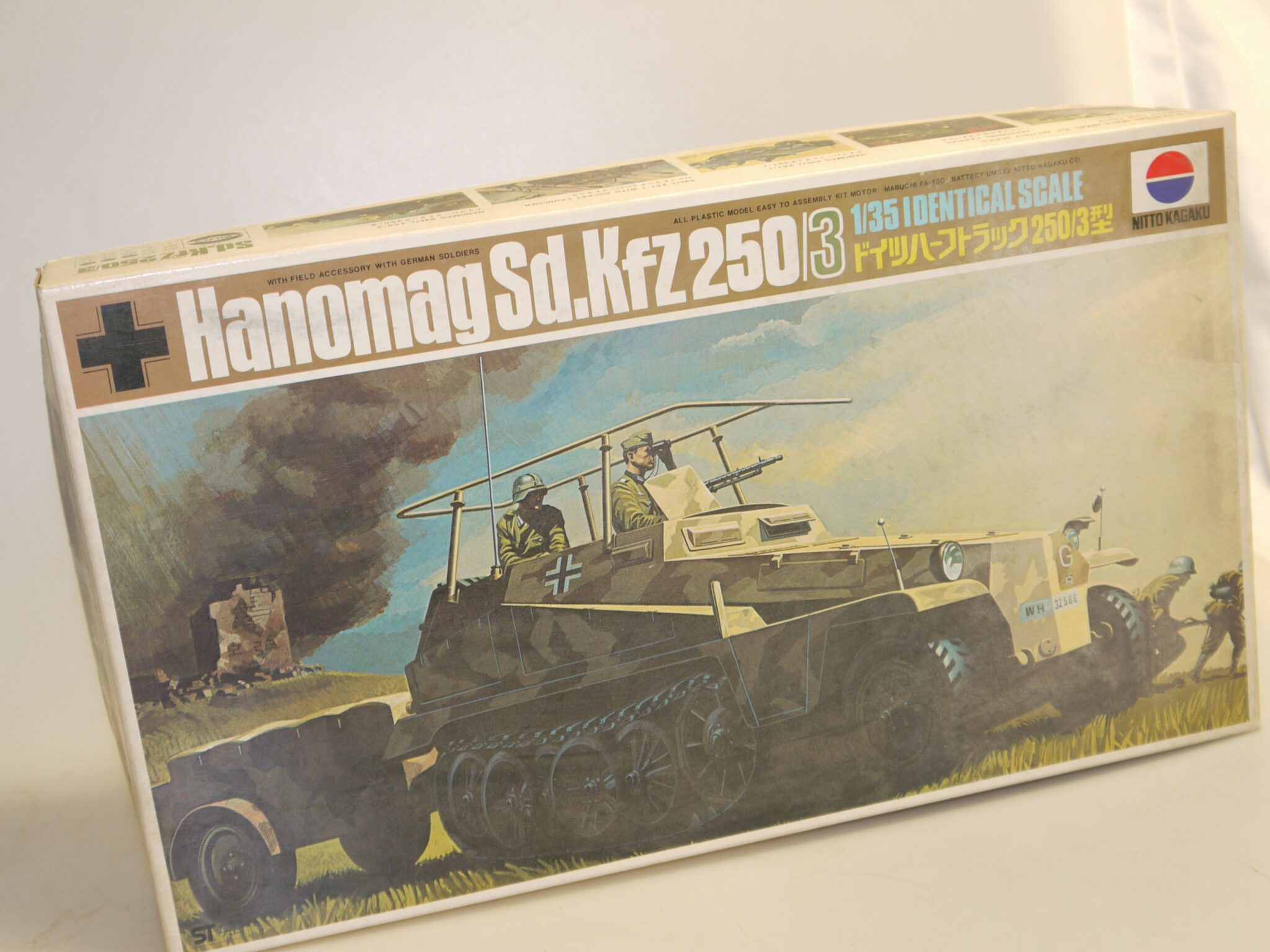 1:35 Nitto Kagaku 419-1000 Hanomag Sd.Kfz 250/3, neuw./ovp
